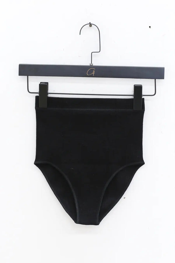 BASERANGE KNIT SHORTS SEAIP BLACK